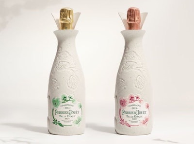 Le cocon de Belle Epoque, qui sera utilisé pour les cuvées vintage de la maison, Perrier-Jouët Belle Epoque et Perrier-Jouët Belle Epoque Rosé, présente une forme organique qui enlève doucement la bouteille.