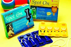 FUNCTIONAL APPEARANCE. Four-packs of cat head-shaped or dog bone-shaped applicators make it easy for pet owners to know if the f