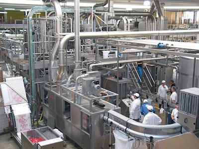 This new aseptic bottle-filling line was tested during the summer at WeserGold's plant in Rinteln, Germany. The line was expecte