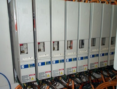 Fourteen servo drives are used for fully synchronized, multiaxis motion control.