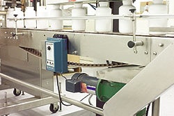 'Heat-sink' technology means the induction sealer needs no water lines for cooling.