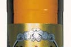 Spendrups managing director Jens Spendrups (left) and Tetra Pak CEO Gunnar Brock (right) toast the plastic beer bottle at a Febr