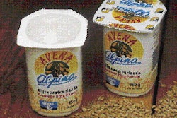 When the lidding is peeled away from the cup, a thin layer of polyester remains behind (far left), exposing a drinking/pouring h