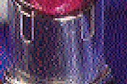 The new inner cap for Maybelline lipsticks not packed in blister cards is a thermoforming and trimming achievement. This is espe