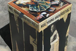 Neil_Young_box