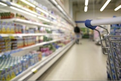 Pw 4095 Groceryaisle Blurred