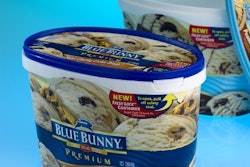 Pw 8314 Web Bluebunny