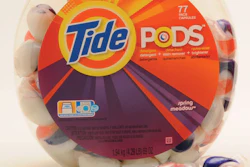 Single-dose Tide Pods feature an exclusive three-chamber design containing product formulations that brighten, fight stains, and clean.