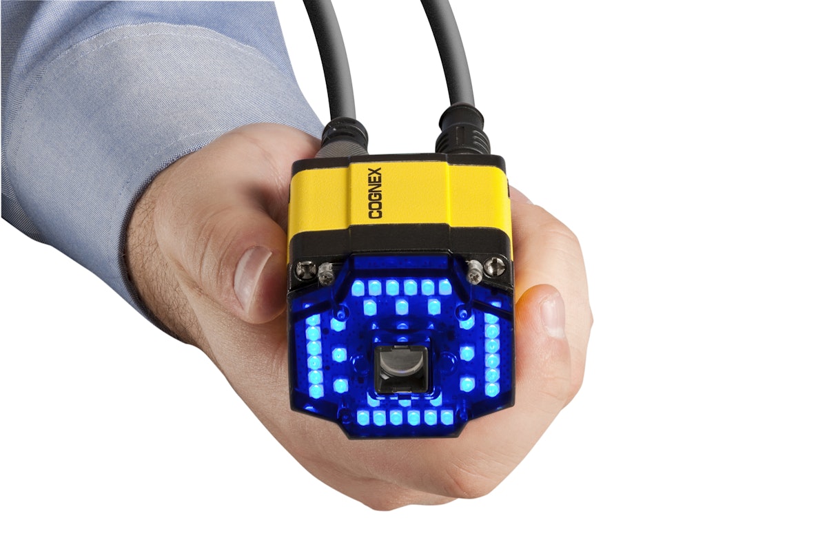 Cognex New lighting and optics features for barcode readers From