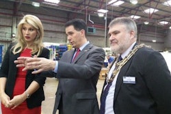 Governor Scott Walker visits UK's Fords Packaging