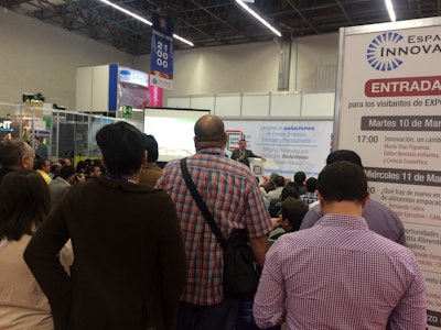 Attendees filled the aisles at EXPO PACK Guadalajara 2015.