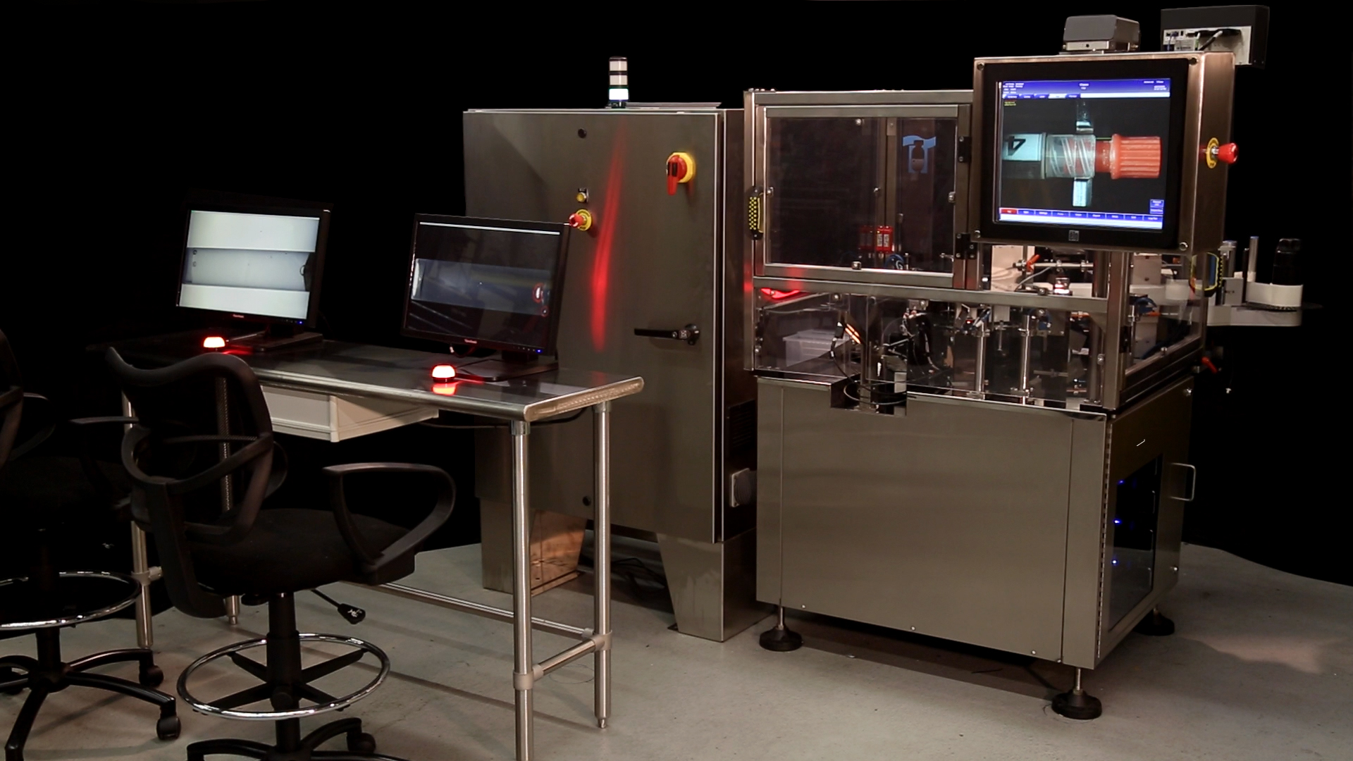 Overall with remote inspection table for two operators.