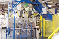 The high-capacity Vertic L-PP dual bagger has two loading stations and forms two bags at a time and produces an impressive 2,200 bags daily.