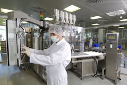 Stick-pack production at Losan Pharma.