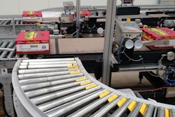 The system prints GTIN bar codes and alphanumeric ID data on shipping case outer sidewalls. High-resolution characters up to 2.1” high can be delivered, including in foreign languages.