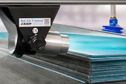 Anti-static ion air cannon