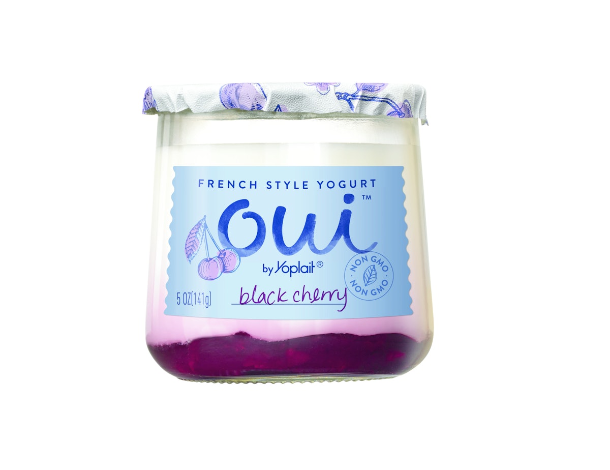 Oui by Yoplait French Style Strawberry Whole Milk Yogurt, 5 OZ Jar