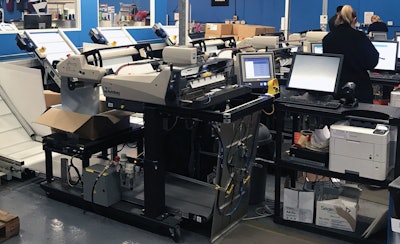 By automating a manual packing process, Fanatics quadrupled productivity and streamlined its processes without changing the amount of space required.