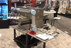Medical tray sealer/cobot collaboration