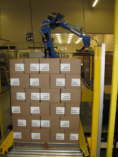 Arpac palletizer takes advantage of new PalletSolver software.