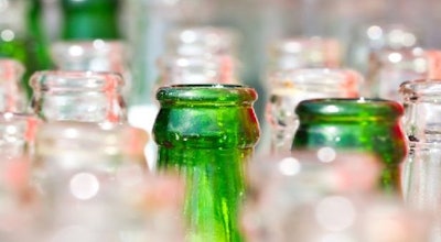 The EU glass packaging recycling rate is stable at 74%