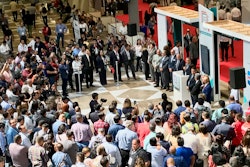 Hundreds wait for ceremonial ribbon cutting to open EXPO PACK Guadalajara 2019