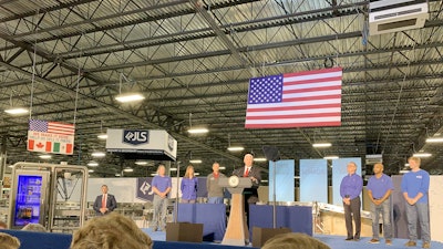 Packages World Vice President Pence visits JLS