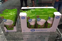 Club store case format or retail-ready pack can be done by this versatile case packer.