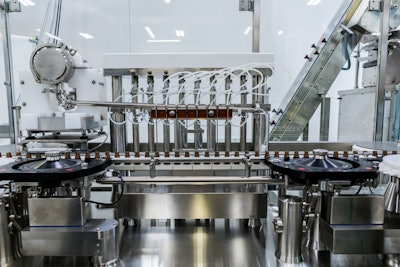 The FLC 3080 TR-EO filling machine is an eight-head piston pumping system.