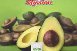 AvoLast Powered by Hazel® relies on a quarter-sized biodegradable, food-safe sachet that blocks ethylene receptors when it is inserted into a shipping case of avocados.