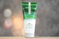 Divinity HDPE 2 in. flip-top tube closure