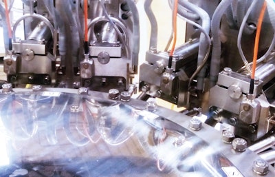 Leaking packages need to be avoided to prevent outgoing product quality issues and the soiling of packaging machinery.