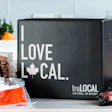 This e-comm play for specialty and value-added proteins like wild-caught fish, free-range poultry, and grass-fed beef uses a striking printed corrugated shipper that’s fully recyclable.