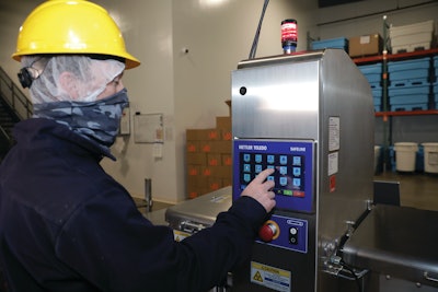 It only takes five minutes to load new settings, calibrate, run validation tests, and start running the x-ray system.