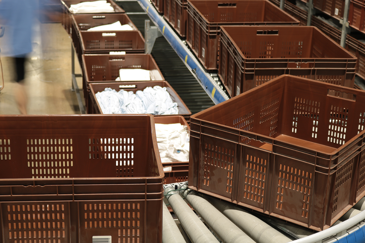 Custom totes for a customer&rsquo;s highly automated processes from SSI Schaefer.