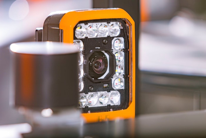 The Smart Camera makes it easy to combine multiple machine vision functions in real time.