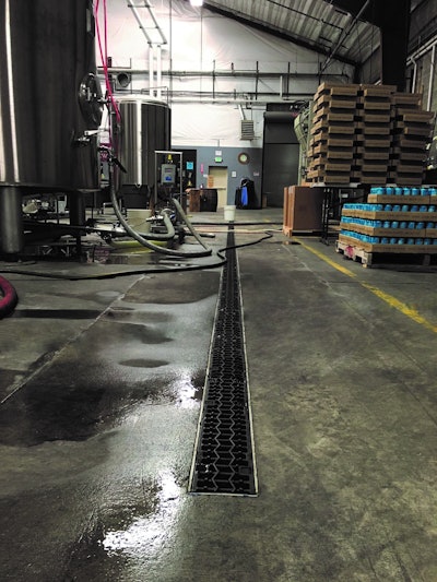 Josam’s Pro-Plus Trench Drain, made from glass-fiber reinforced polyester, can withstand high fluid temperatures and fluctuations in hot and cold temperatures.