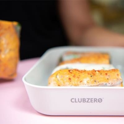 Recyclable and reusable takeaway packaging.