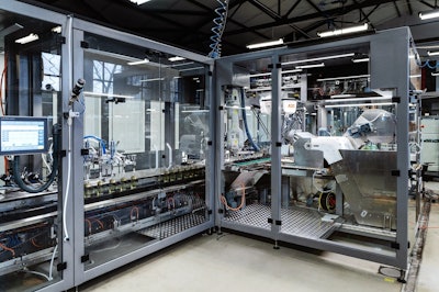 The core of the system is B&R’s ACOPOStrak technology. It makes the entire line considerably smaller than it would otherwise be, and provides a high degree of flexibility, which is particularly important for the calculation of capital expenditures.