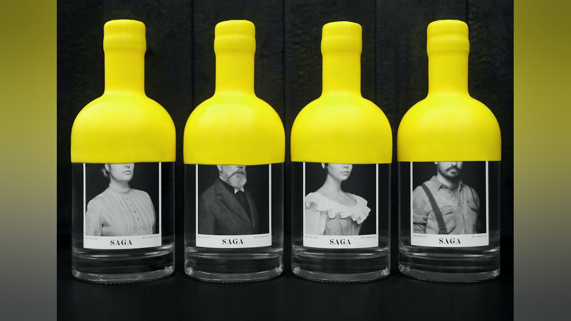 SAGA Gin uses an iconic, extra-large yellow wax seal to make it more distinctive on-shelf, while creating a unified look across its packaging.