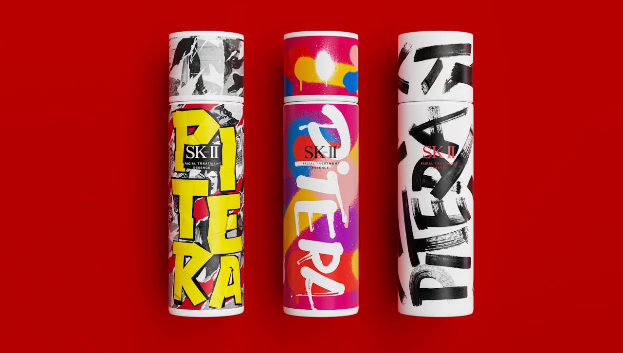 护肤品牌SK-II Pitera的限量版包装是品牌如何利用抗议和宣传的视觉语言吸引年轻消费者的一个例子。