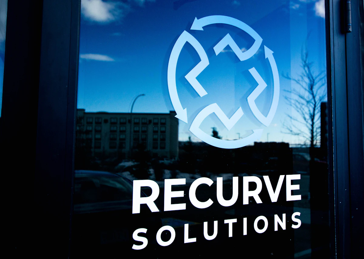 Recurve Provides Co-Pack Services to Small Brands - Vimarsana News