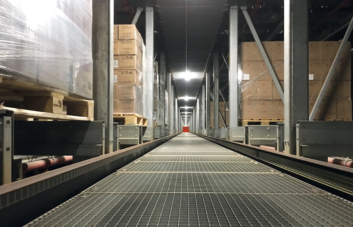 Important Considerations When Approaching Warehouse ASRS Investments - Vimarsana News