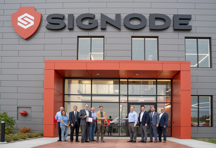 Signode Opens Global Flagship Facility In Illinois | Packaging World