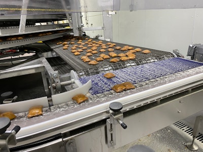 Pie outlet packaging machine