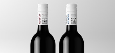 All mandatory information is printed on the skirt of the capsule, which remains on the bottle once it’s opened, while the top of the capsule is devoted to branding.