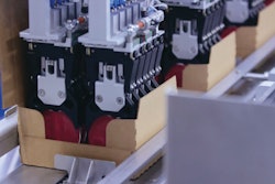 Packaging Robotics: Grippers on Cama case packer