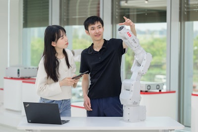 Irb 1090 Industrial Education Robot, Authenticated By Stem org