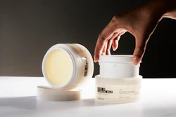 Junoco reusable packaging 1
