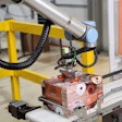 The Robotiq Palletizing Solution with the UR10e cobot handles 1,500 boxes per day in a two-shift operation